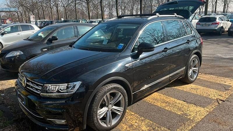 Gebraucht VW Tiguan 150 PS (110 kW) 2019 Schwarz SUV