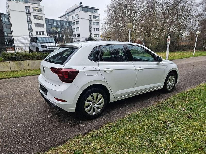 Gebraucht VW Polo Life 80 PS (58 kW) 2024 Pure white Kleinwagen