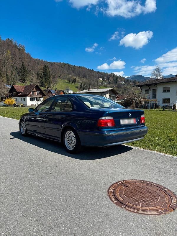 Gebraucht BMW 523 170 PS (125 kW) 1999 Blau Limousine