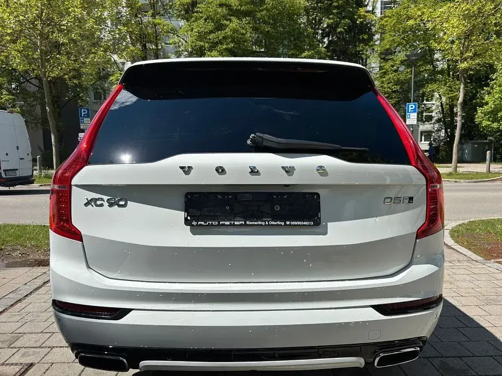 Gebraucht Volvo XC90 R-Design 235 PS (172 kW) 2018 Ice white, solid / solid SUV