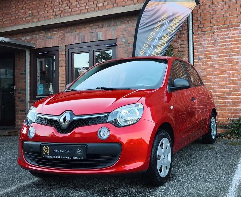 Gebraucht Renault Twingo Life 69 PS (50 kW) 2018 Feuerrot Kleinwagen