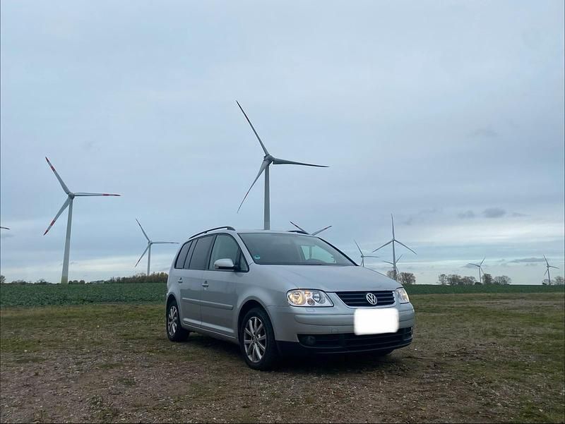 Silber Gebraucht 2003 VW Touran Van / Kleinbus | 2.500 € (Fairer Preis) - Bild 1/4
