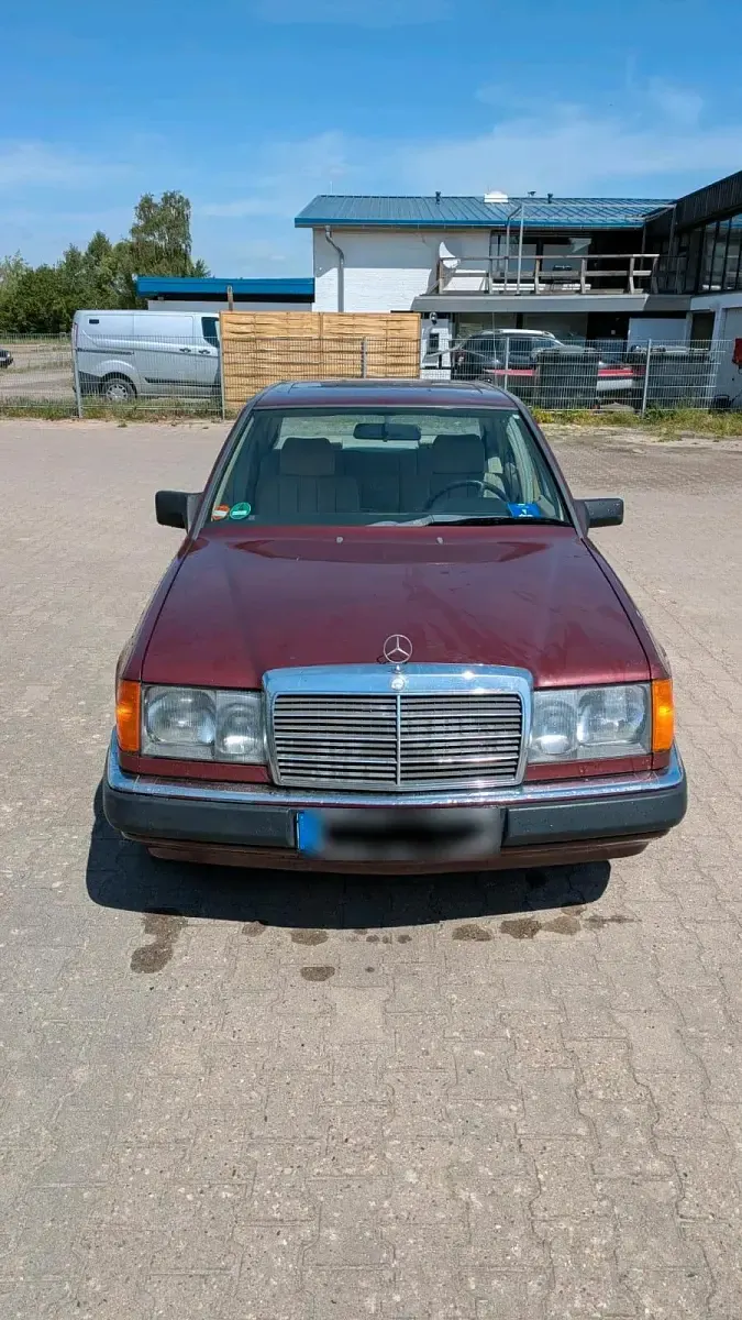 Usata Mercedes E230 1987 Rosso Berlina