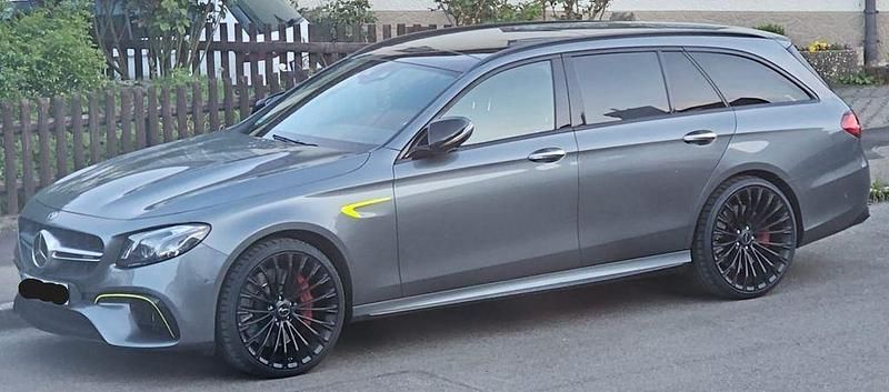 Gebraucht Mercedes E63S AMG AMG 612 PS (450 kW) 2018 Grau Limousine