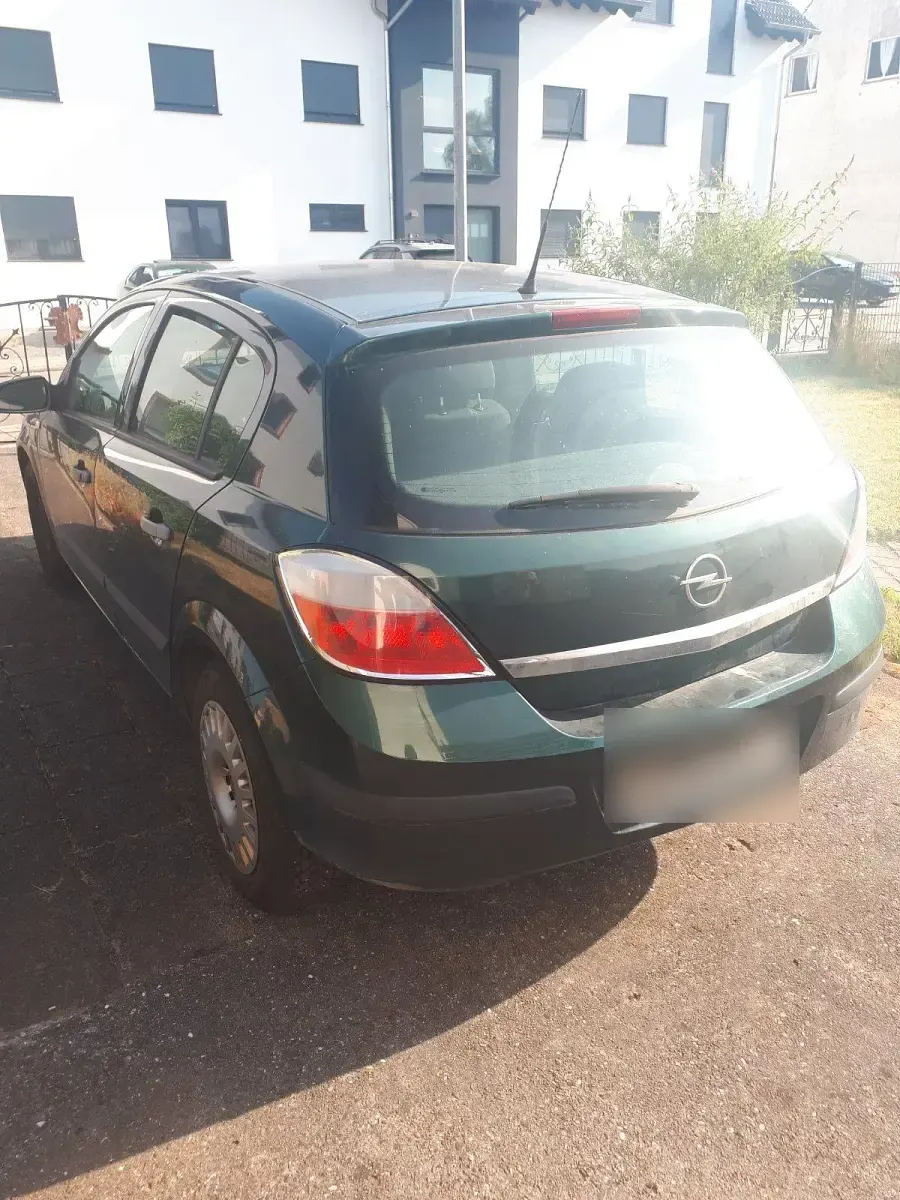Gebraucht Opel Astra 90 PS (66 kW) 2004 Grün Limousine
