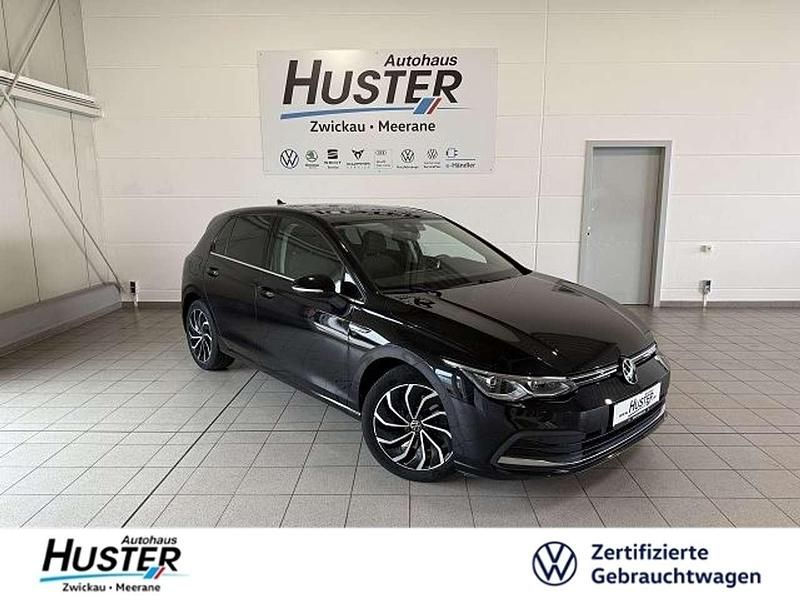 Deep black perleffekt 6907 (metallic) Gebraucht 2019 VW Golf VII Edition Limousine | 21.899 € (Teuer) - Bild 1/4