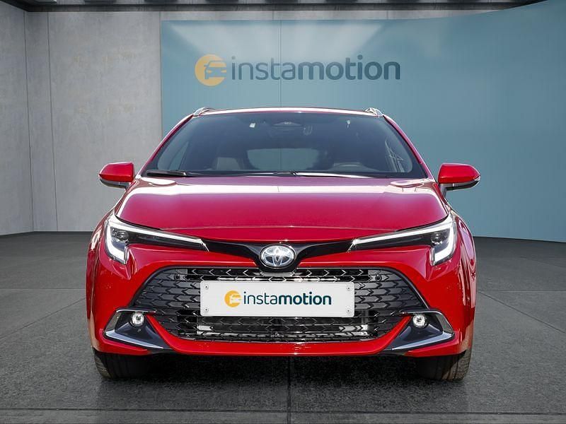 Neu Toyota Corolla 178 PS (130 kW) 2025 Rot Kombi