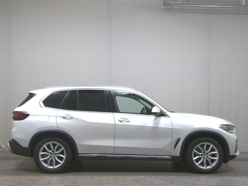 Mineralweiss metallic Gebraucht 2020 BMW X5 xLine SUV | 42.980 € (Superpreis) - Bild 1/4