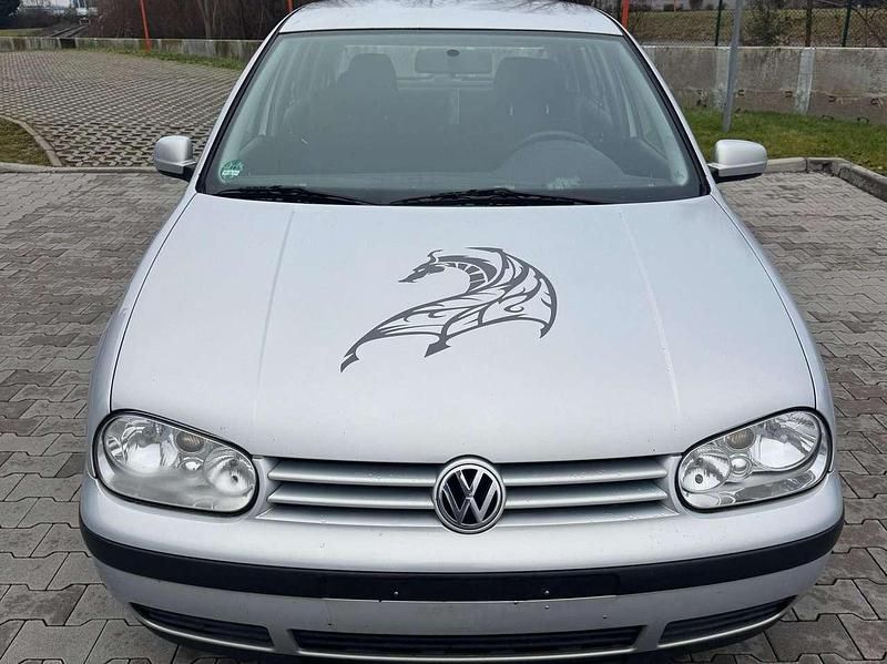 Gebraucht VW Golf IV 101 PS (74 kW) 2001 Silber Kleinwagen