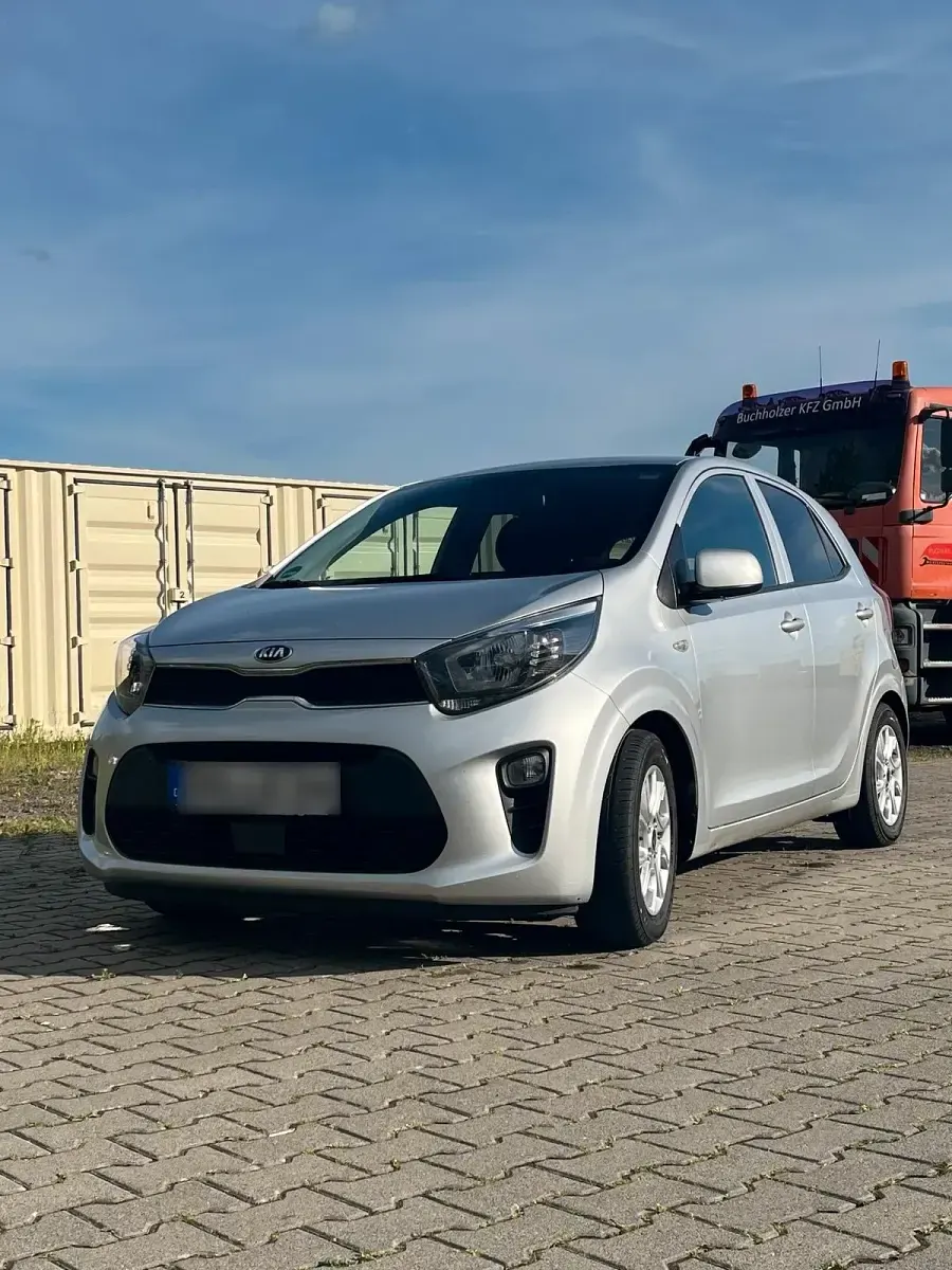 Gebraucht Kia Picanto DREAM-TEAM Edition 68 PS (50 kW) 2018 Silber Kleinwagen