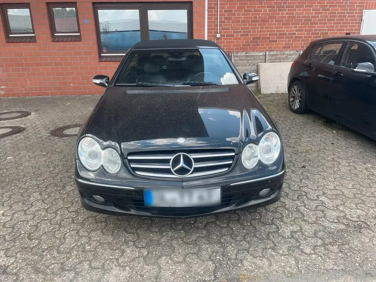 Gebraucht Mercedes CLK320 224 PS (164 kW) 2006 Schwarz Cabrio
