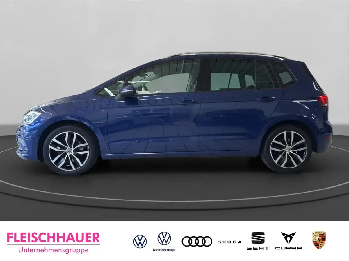 Gebraucht VW Golf Plus Cross Join 131 PS (96 kW) 2018 Blau Van / Kleinbus