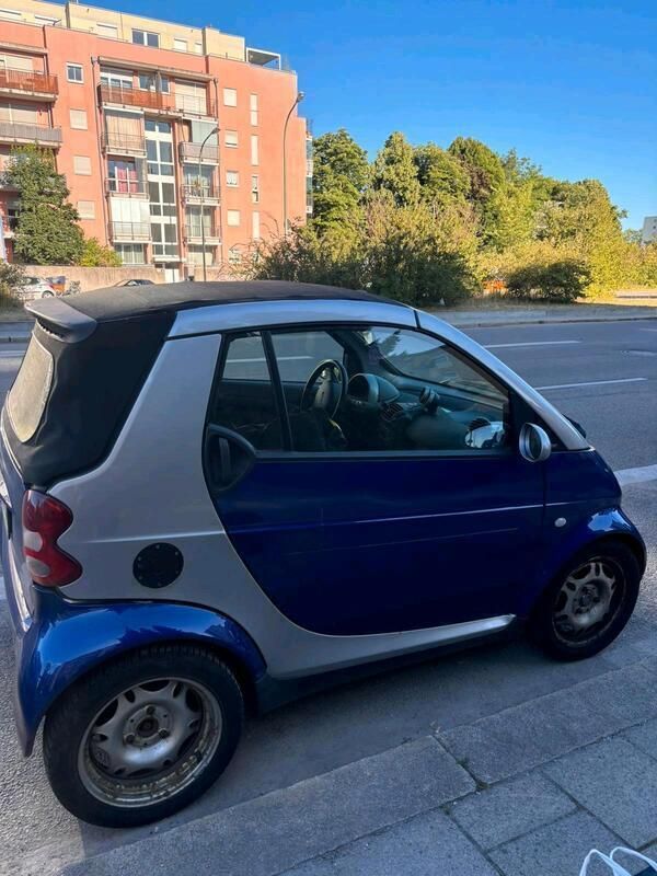 Blau Gebraucht 2001 Smart ForTwo Cabrio Cabrio | 1.100 € (Superpreis) - Bild 1/4