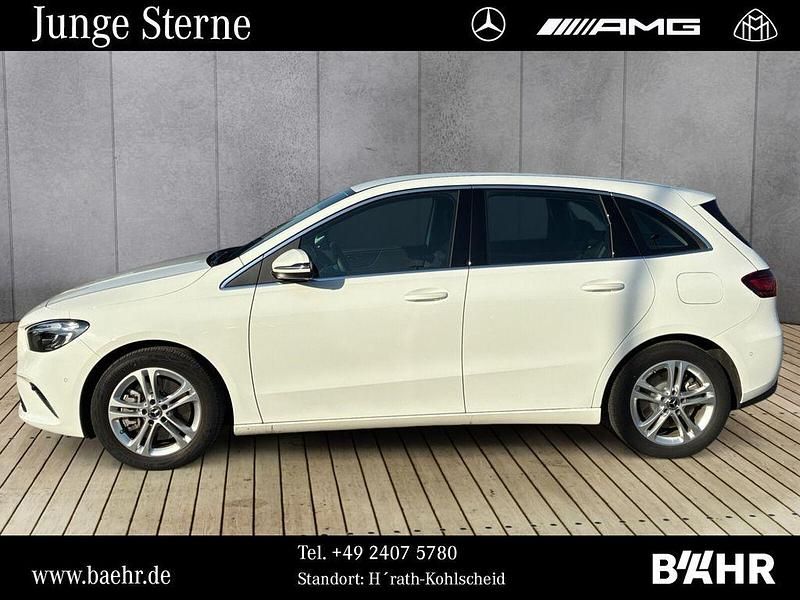 Gebraucht Mercedes E250 Progressive 163 PS (119 kW) 2025 Weiß Limousine