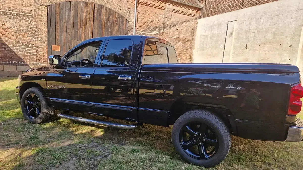 Gebraucht Dodge Ram 349 PS (256 kW) 2005 Schwarz Pickup