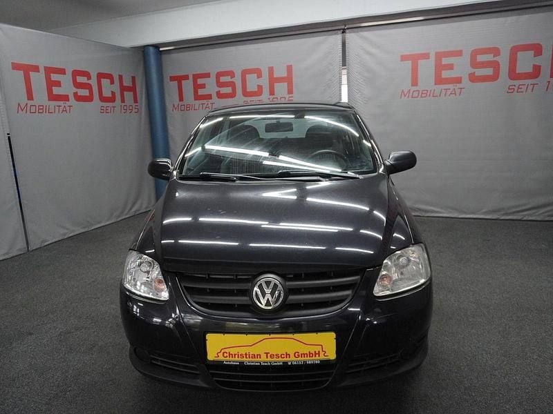 Gebraucht VW Fox Basis 54 PS (39 kW) 2005 Schwarz Kleinwagen