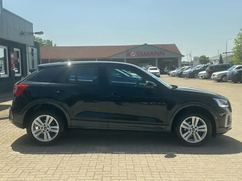 Gebraucht Audi Q2 Advanced 150 PS (110 kW) 2024 Schwarz SUV