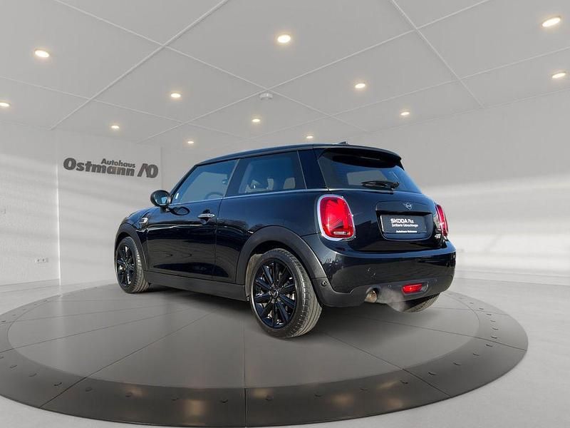 Gebraucht Mini ONE 102 PS (75 kW) 2018 Schwarz Kleinwagen