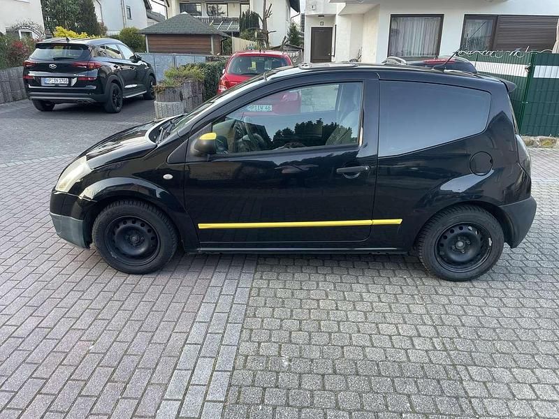 Gebraucht Citroën C2 60 PS (44 kW) 2004 Schwarz Kleinwagen