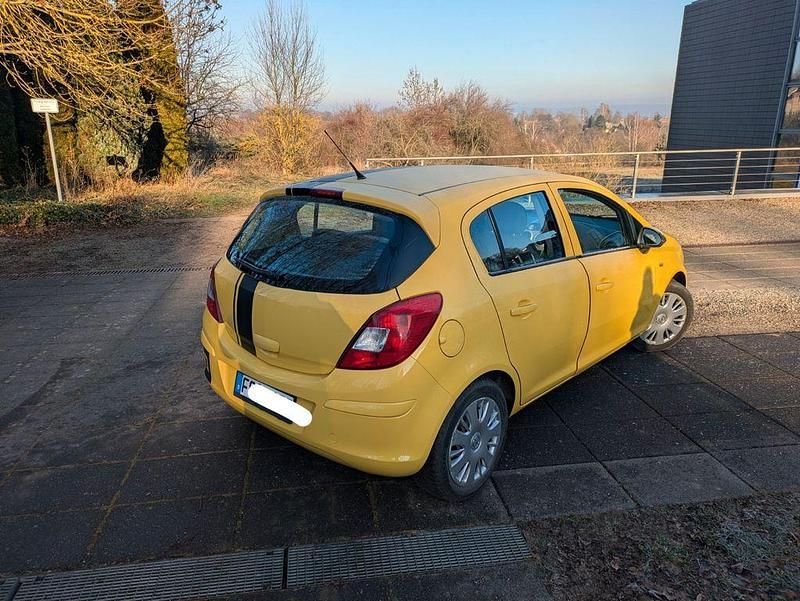 Gebraucht Opel Corsa 80 PS (58 kW) 2008 Gelb Kleinwagen