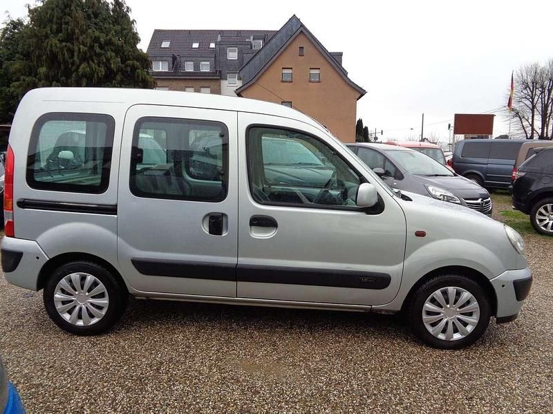 Gebraucht Renault Kangoo Privilege 95 PS (69 kW) 2004 Space grau Van / Kleinbus