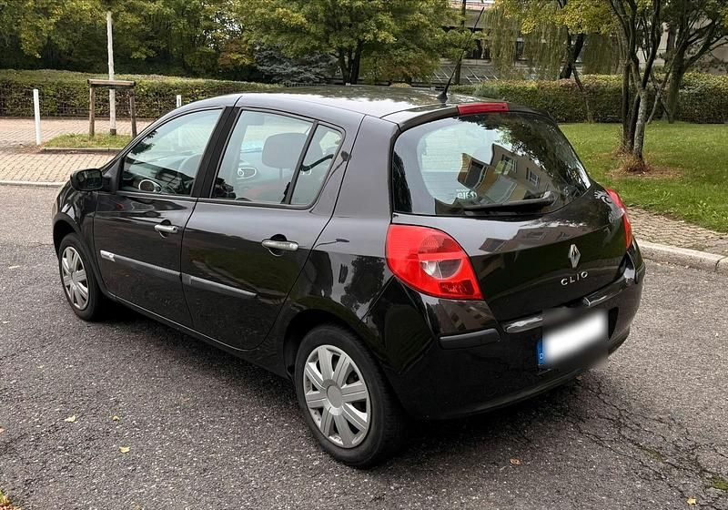 Schwarz Gebraucht 2008 Renault Clio II Rip Curl Kleinwagen | 1.850 € (Fairer Preis) - Bild 1/4
