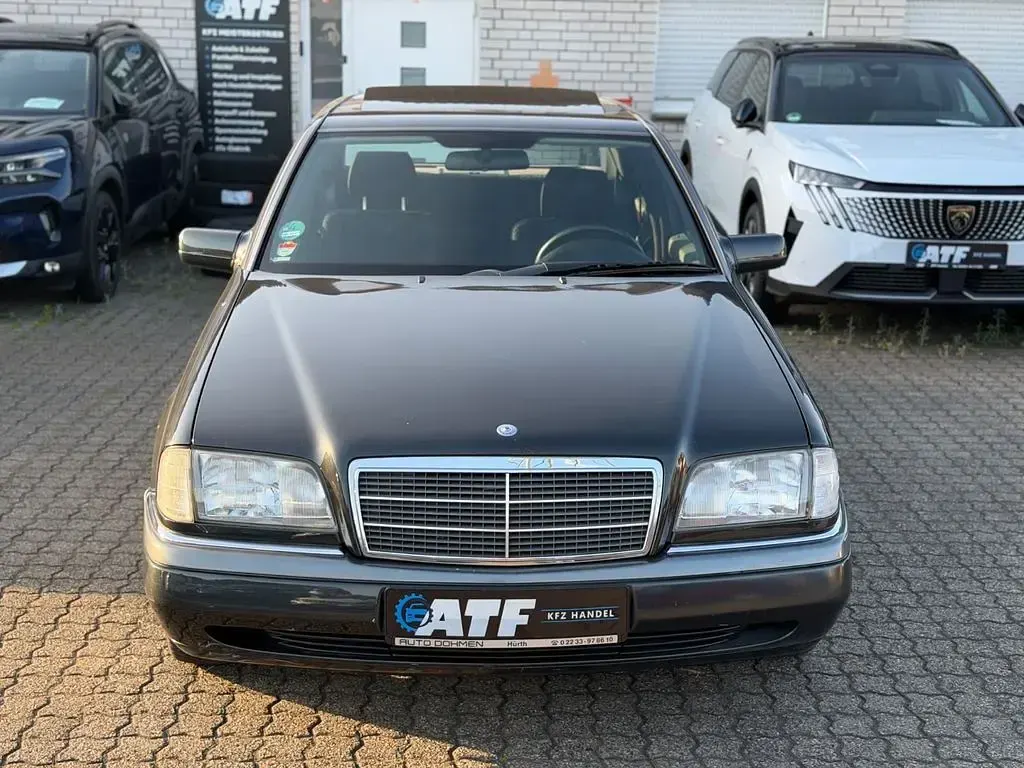Gebraucht Mercedes C180 Elegance 122 PS (89 kW) 1994 Blau Limousine