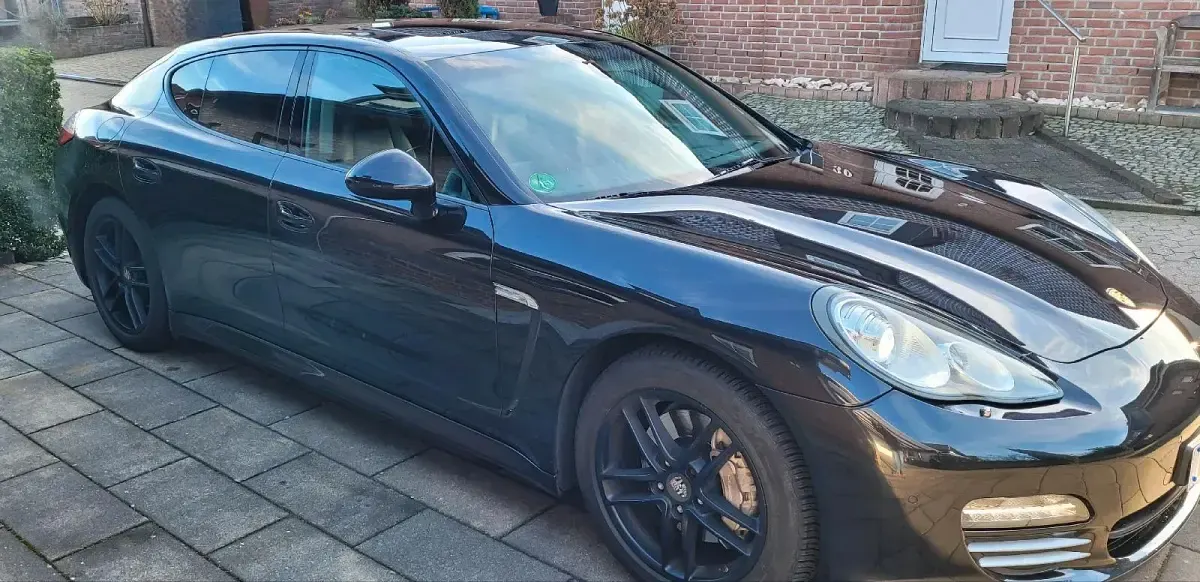 Gebraucht Porsche Panamera 4 299 PS (219 kW) 2012 Schwarz Limousine