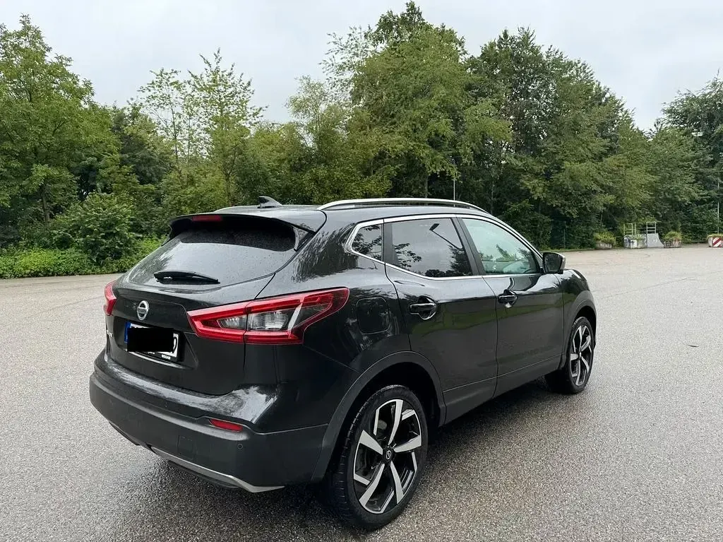 Gebraucht Nissan Qashqai Acenta 131 PS (96 kW) 2018 Schwarz SUV