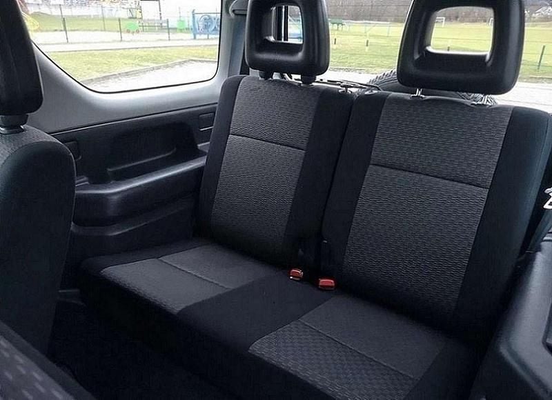 Silber Gebraucht 2006 Suzuki Jimny Comfort SUV | 4.155 € (Superpreis) - Bild 1/4