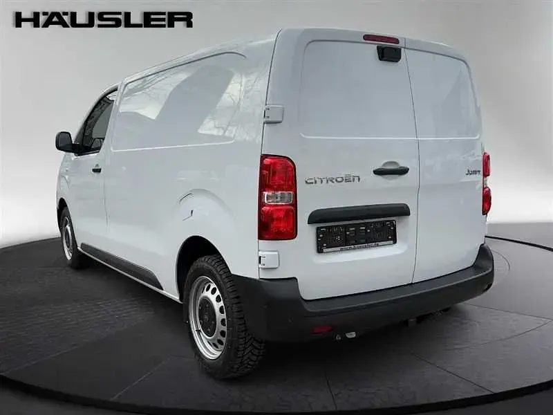 Neu Citroën Jumpy 144 PS (105 kW) 2025 Kaolinweiß Van / Kleinbus