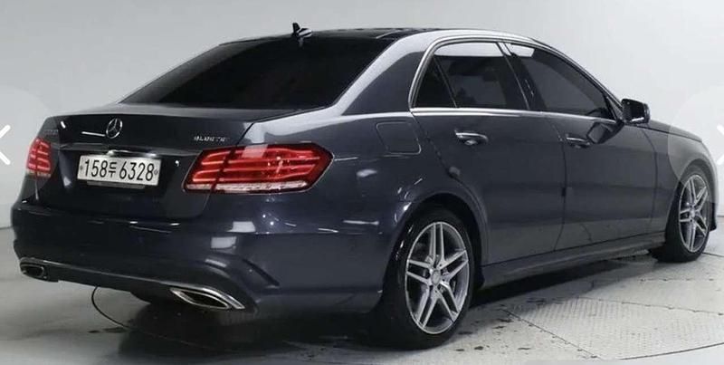 Gebraucht Mercedes E350 Elegance 258 PS (189 kW) 2015 Limousine