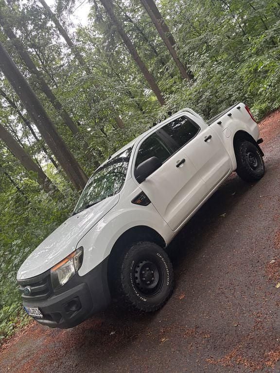 Weiß Gebraucht 2012 Ford Ranger Abholung | 12.000 € (Guter Preis) - Bild 1/4