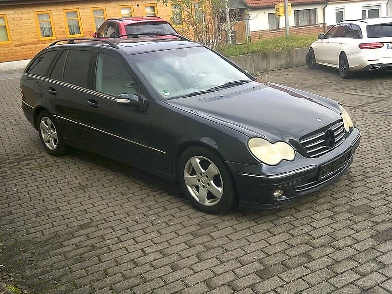 Gebraucht Mercedes C270 Avantgarde 170 PS (125 kW) 2005 Kombi