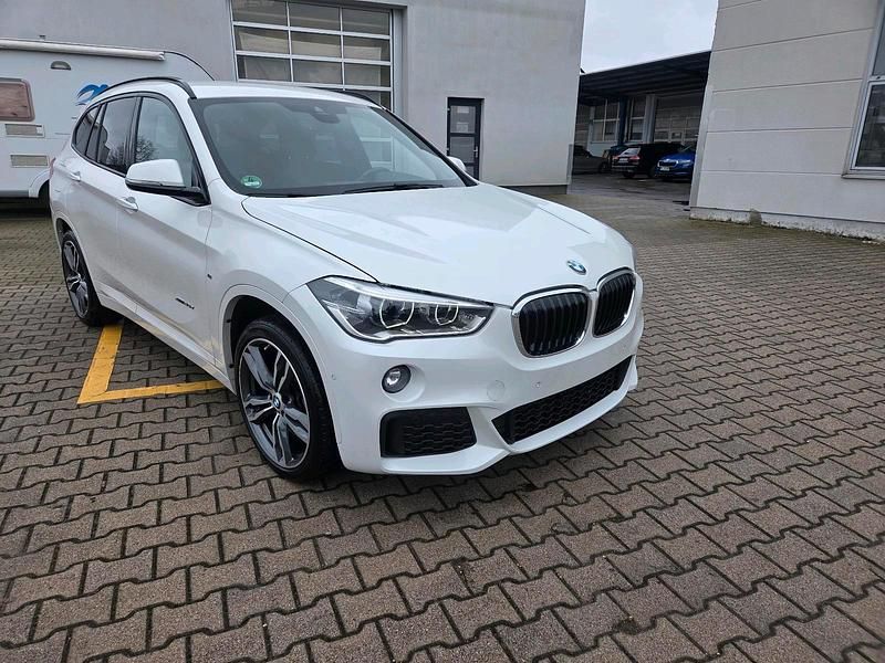 Używany BMW X1 190 KM (139 kW) 2017 Biały SUV