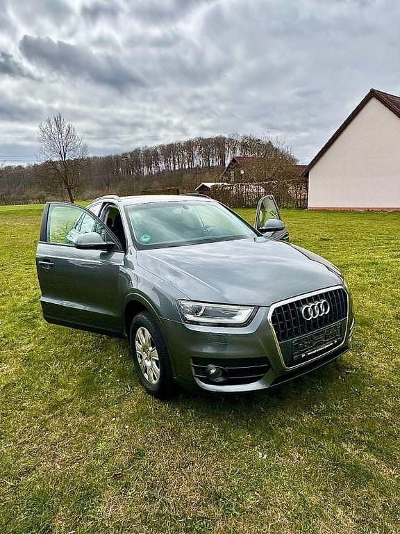 Gebraucht Audi Q3 140 PS (102 kW) 2014 Grau SUV