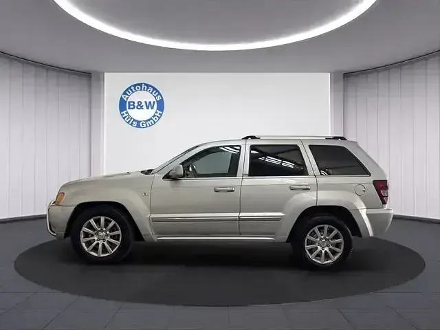 Gebraucht Jeep Grand Cherokee Overland 218 PS (160 kW) 2007 Silber SUV