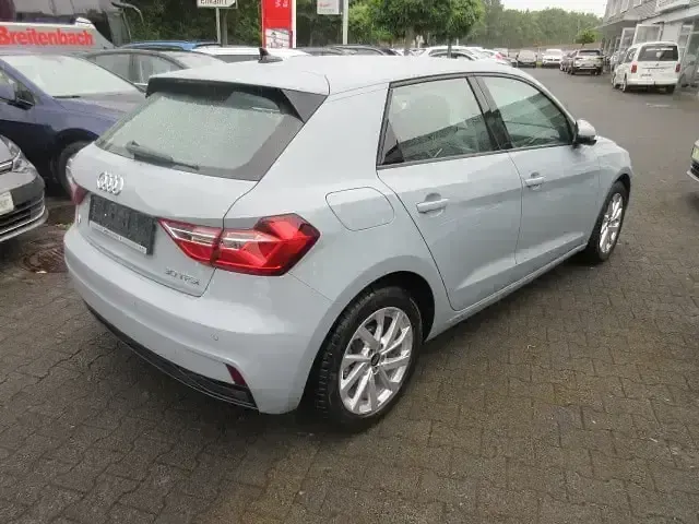 Gebraucht Audi A1 Sportback Advanced Plus 116 PS (85 kW) 2024 Pfeilgrau (metallic) Kleinwagen