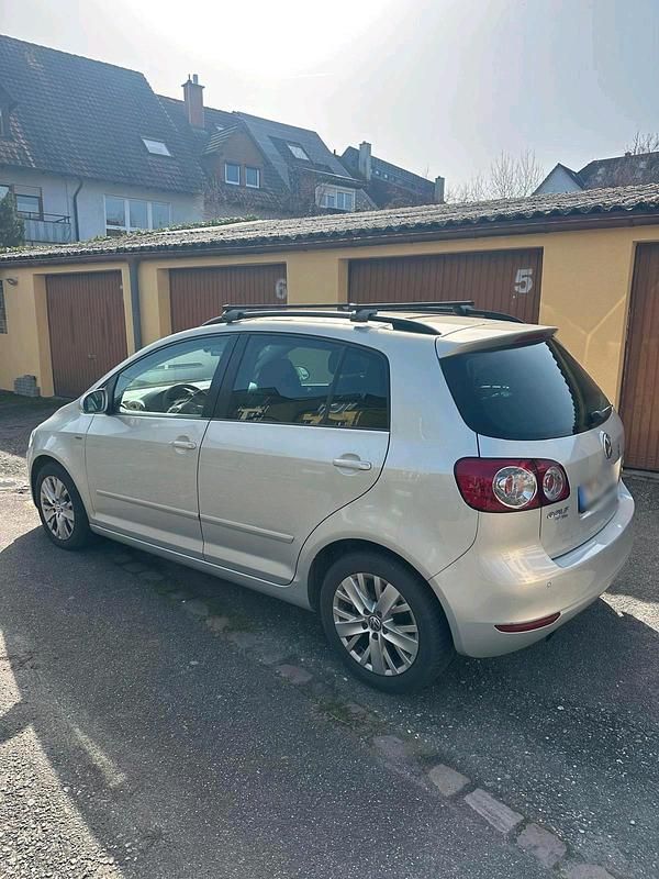 Gebraucht VW Golf VII 105 PS (77 kW) 2013 Silber Kleinwagen