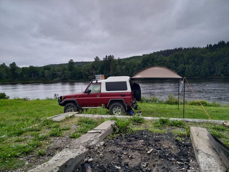 Gebraucht Toyota Land Cruiser 131 PS (96 kW) 1997 Rot SUV