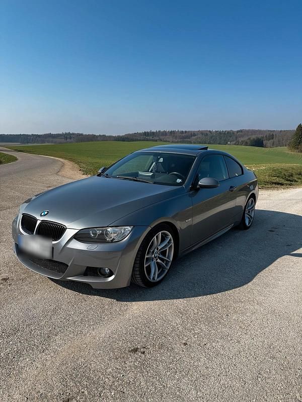 Gebraucht BMW 335 Performance 306 PS (225 kW) 2007 Grau Coupé