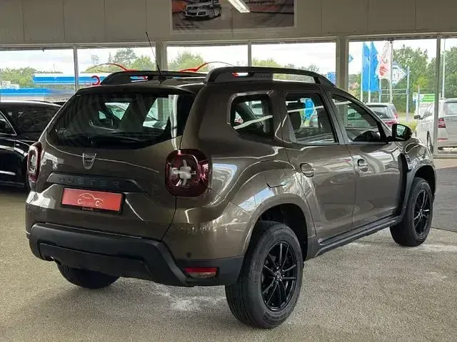 Gebraucht Dacia Duster Comfort 114 PS (83 kW) 2019 Braun SUV