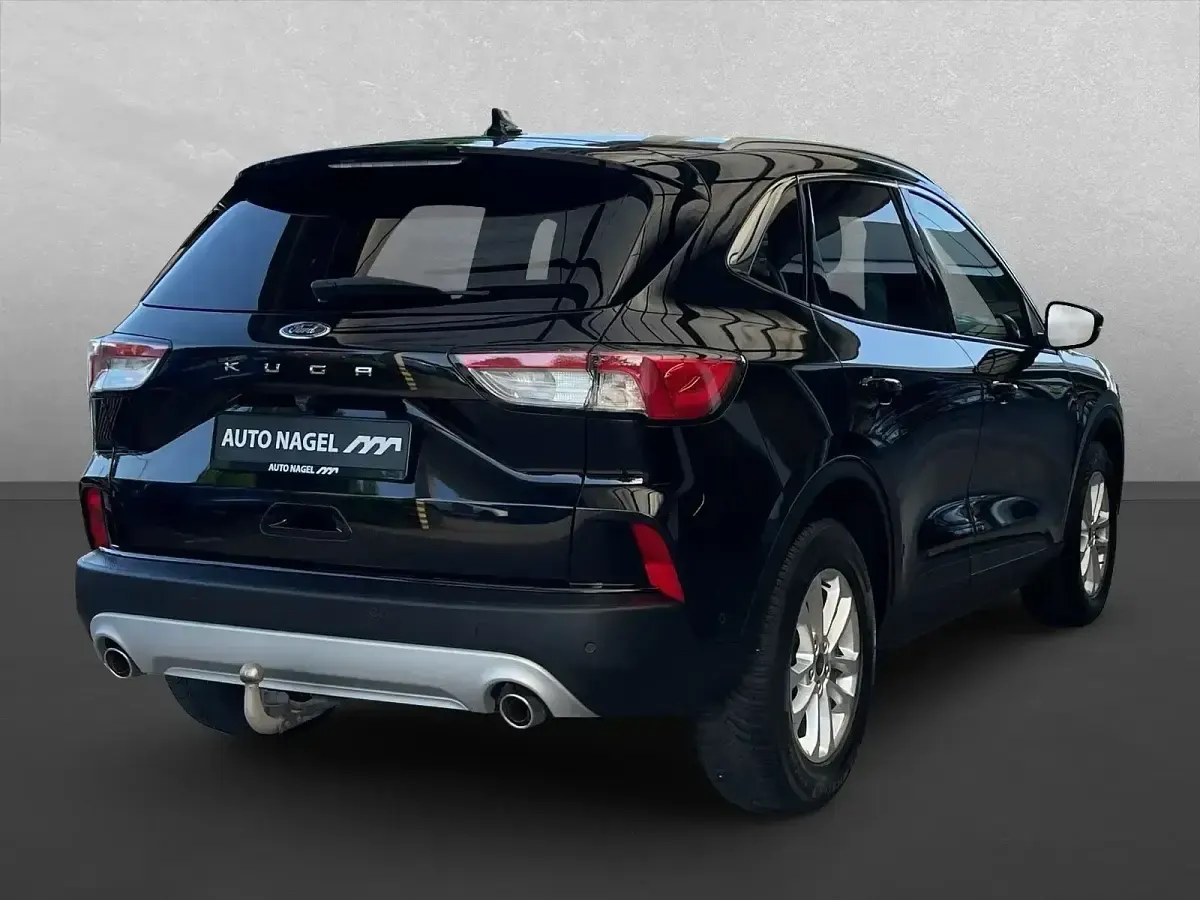 Gebraucht Ford Kuga Titanium 151 PS (111 kW) 2021 Obsidianschwarz (metallic) SUV
