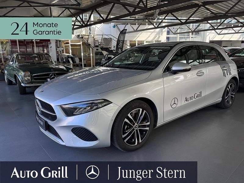 Gebraucht Mercedes A180 Progressive 136 PS (100 kW) 2023 Silber Limousine