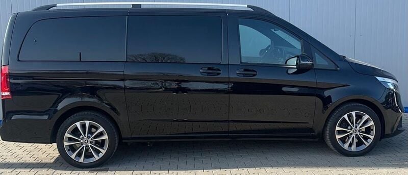 Gebraucht Mercedes V300 239 PS (175 kW) 2021 Schwarz Van / Kleinbus