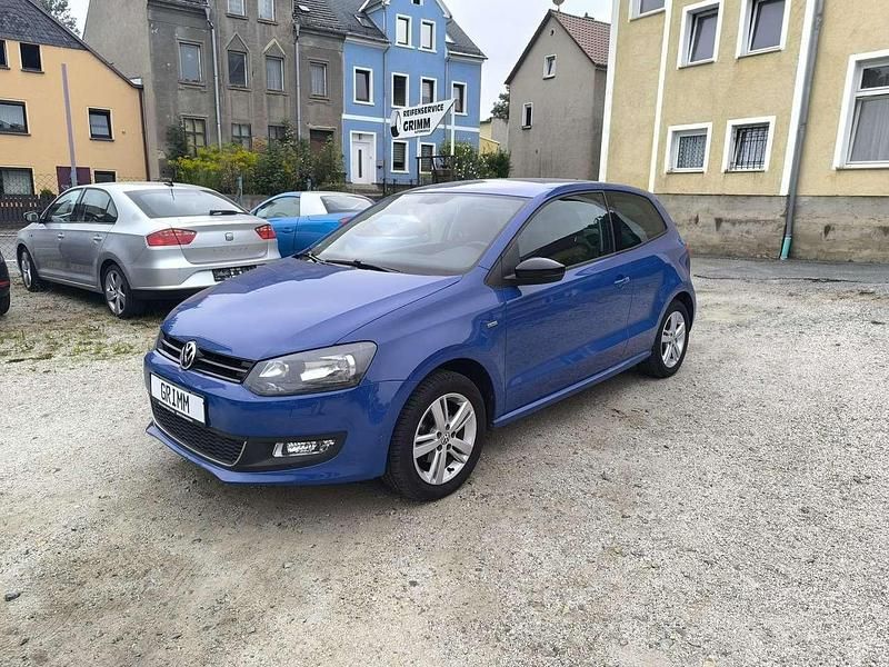 Meerblau Gebraucht 2013 VW Polo Match Kleinwagen | 5.599 € (Fairer Preis) - Bild 1/4