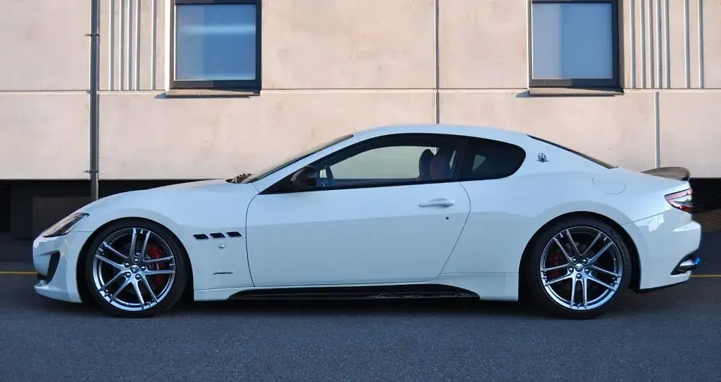 Gebraucht Maserati Granturismo 460 PS (338 kW) 2016 Weiß Coupé