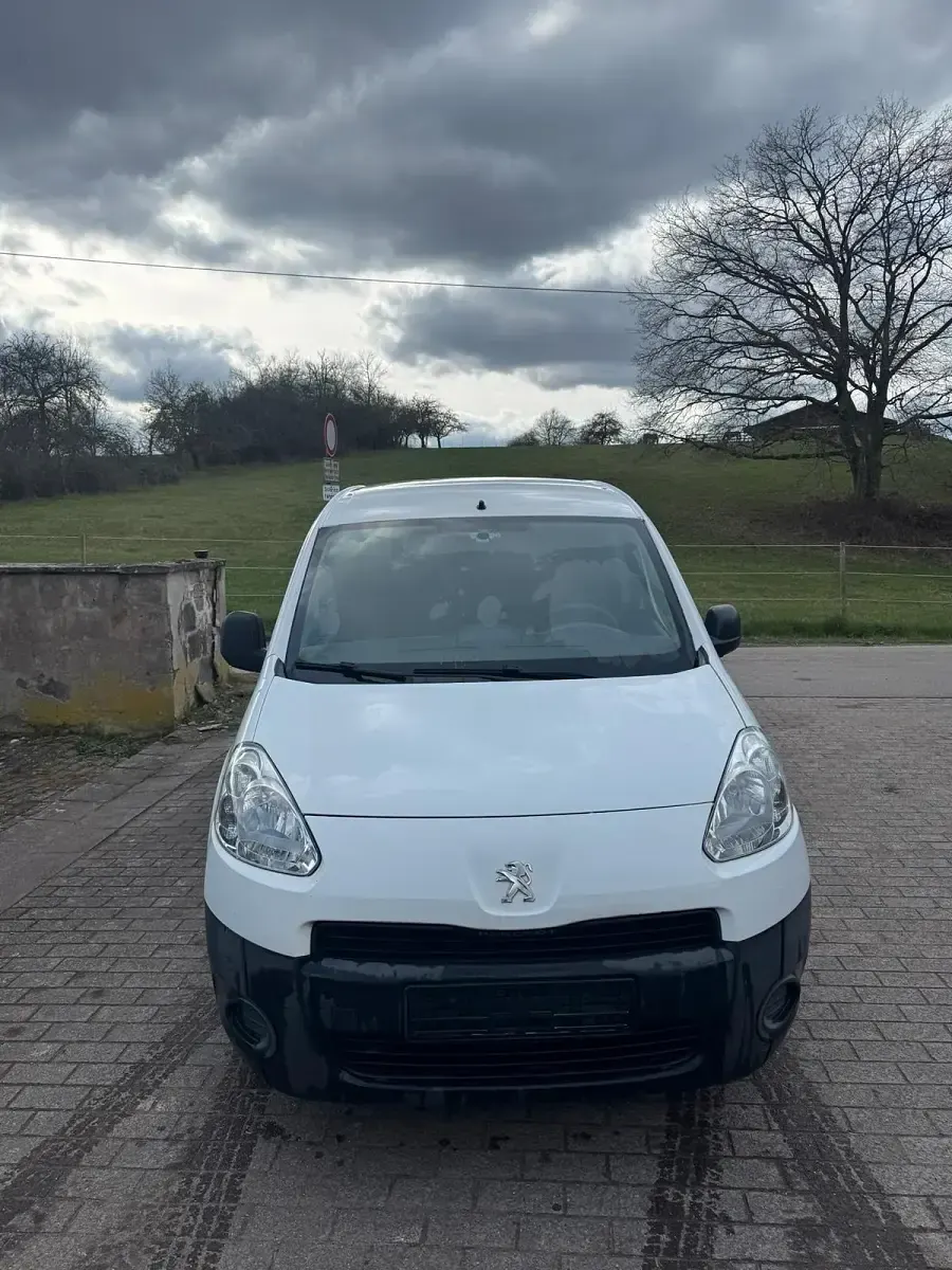 Occasion Peugeot Partner 90 ch (66 kW) 2013 Blanc Monospace