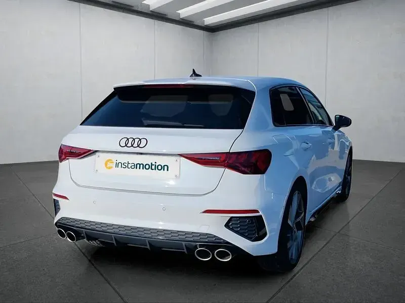Gebraucht Audi S3 Sportback 310 PS (228 kW) 2024 Weiß Kleinwagen