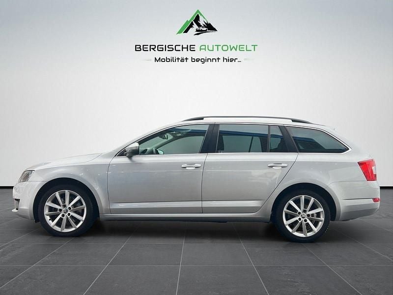 Gebraucht Skoda Octavia Elegance 179 PS (131 kW) 2014 Silber Kombi